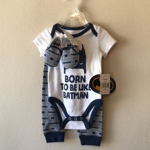 Baby boy Batman onesie set